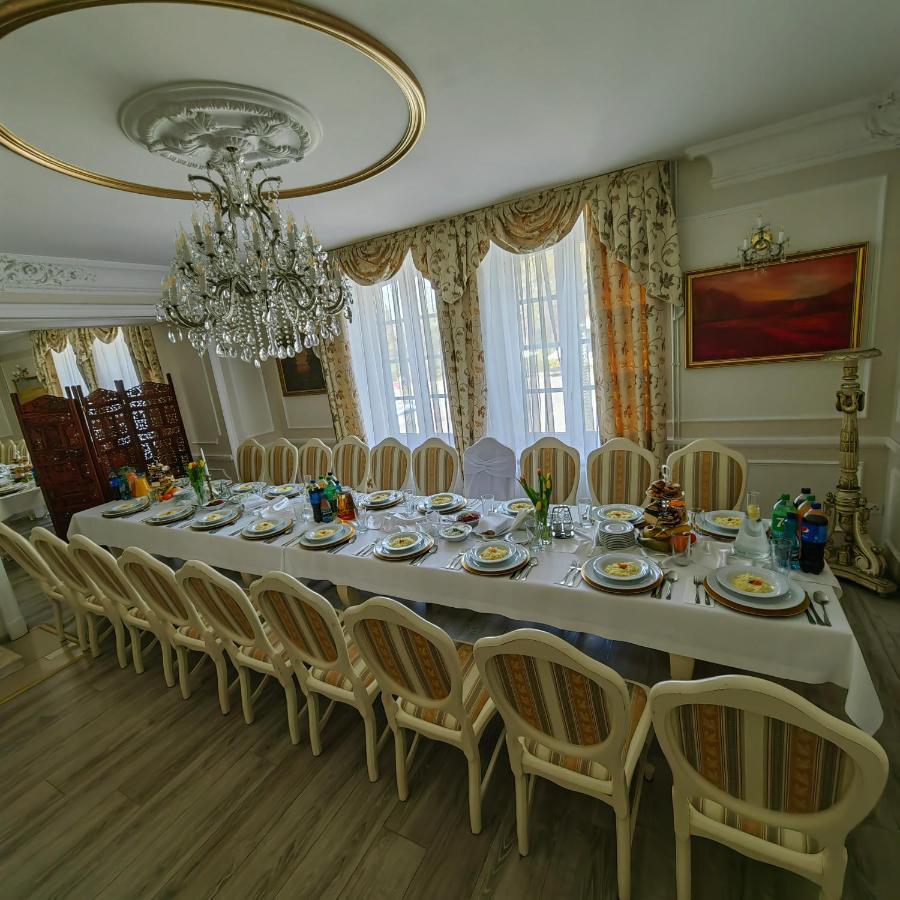 Dworek Wola Ociecka المظهر الخارجي الصورة